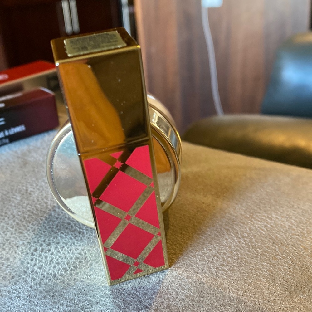 Estee lauder pure color envy lipstick